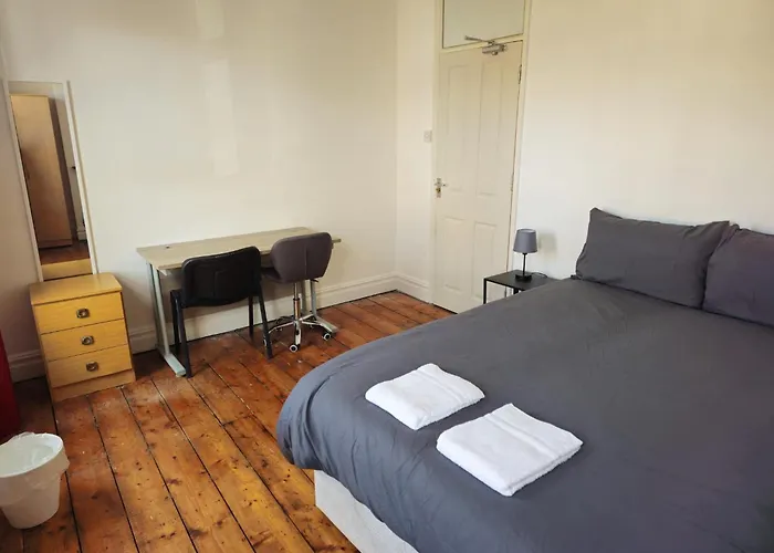 Delightful Room By Gloucester Road